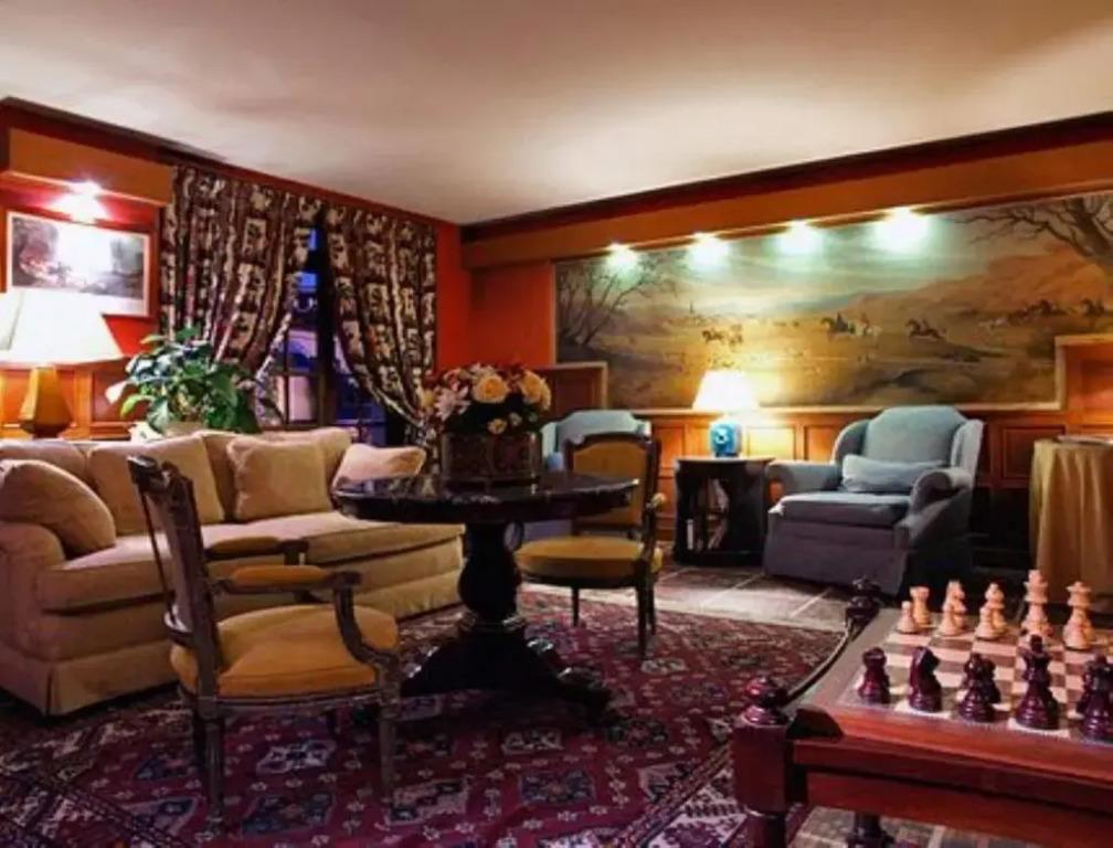 hotel image 10