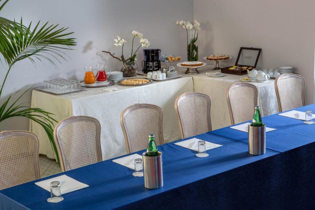 hotel image 13