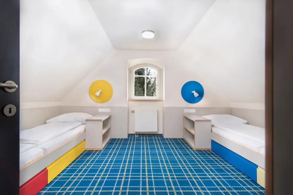 hotel image 9