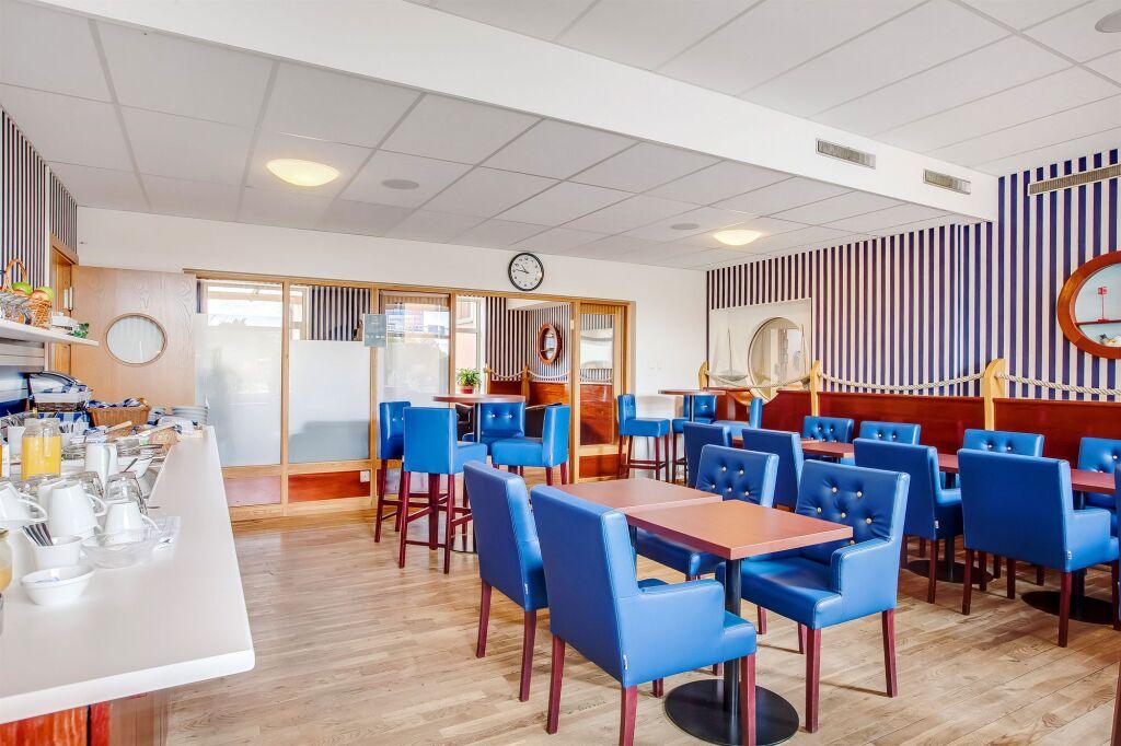 hotel image 13