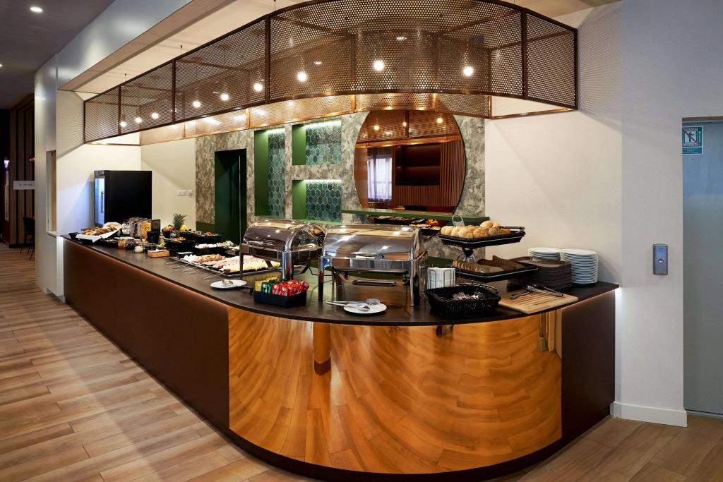 hotel image 10