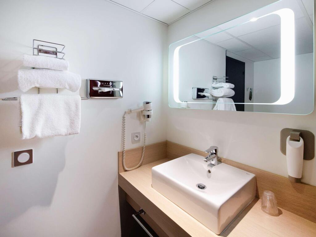 hotel image 10