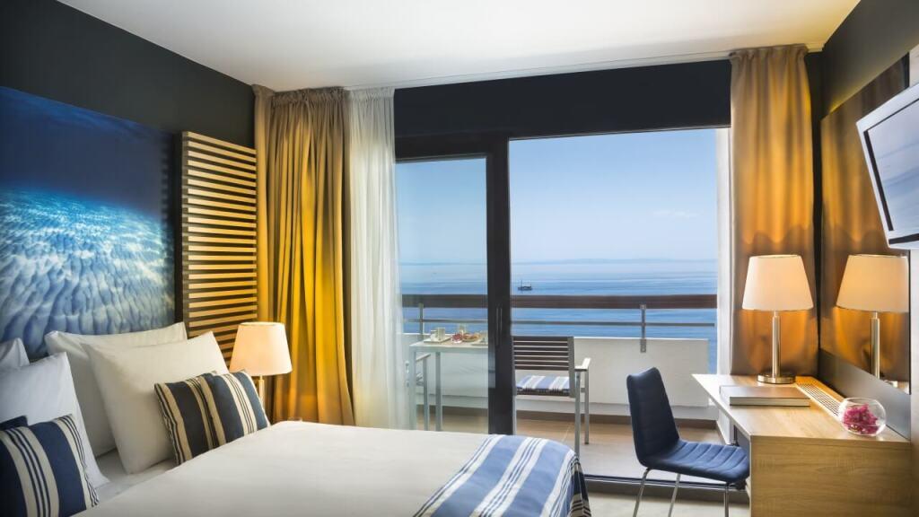 hotel image 11