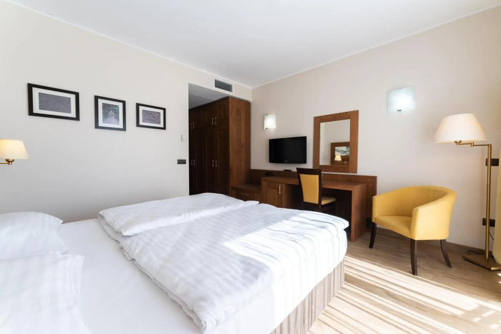 hotel image 11