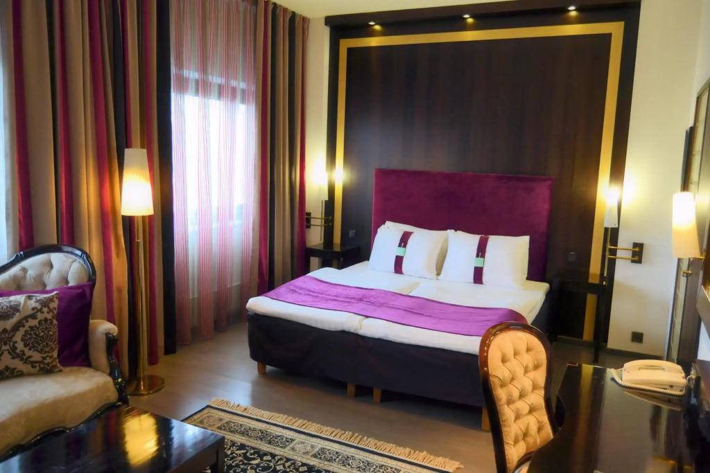 hotel image 13