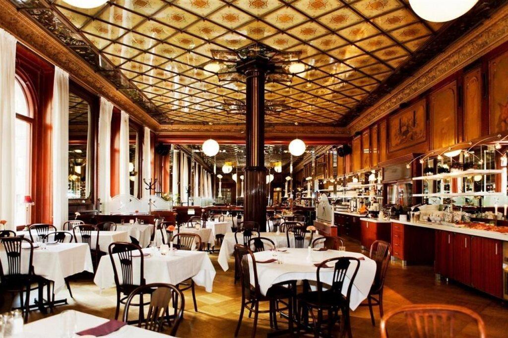hotel image 10