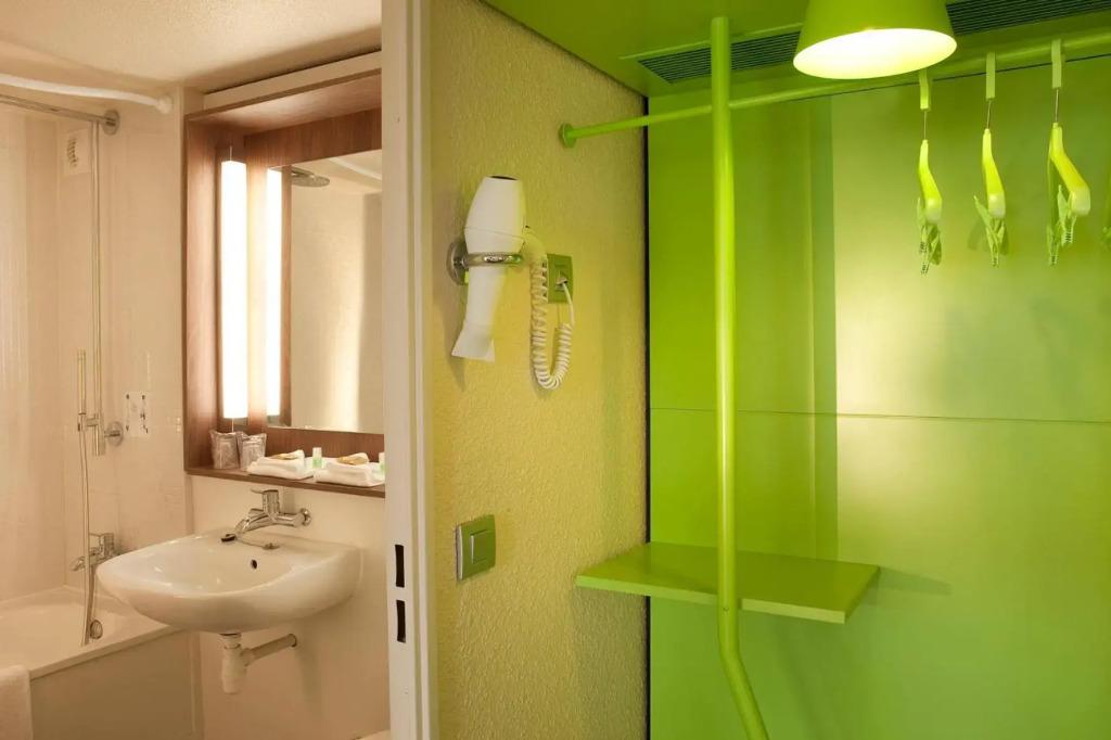 hotel image 10