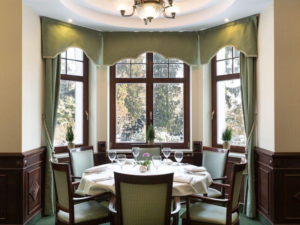 hotel image 12