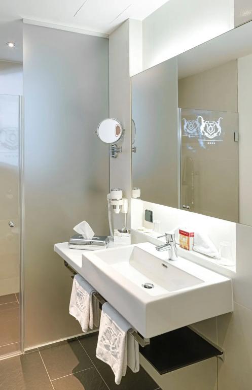 hotel image 12