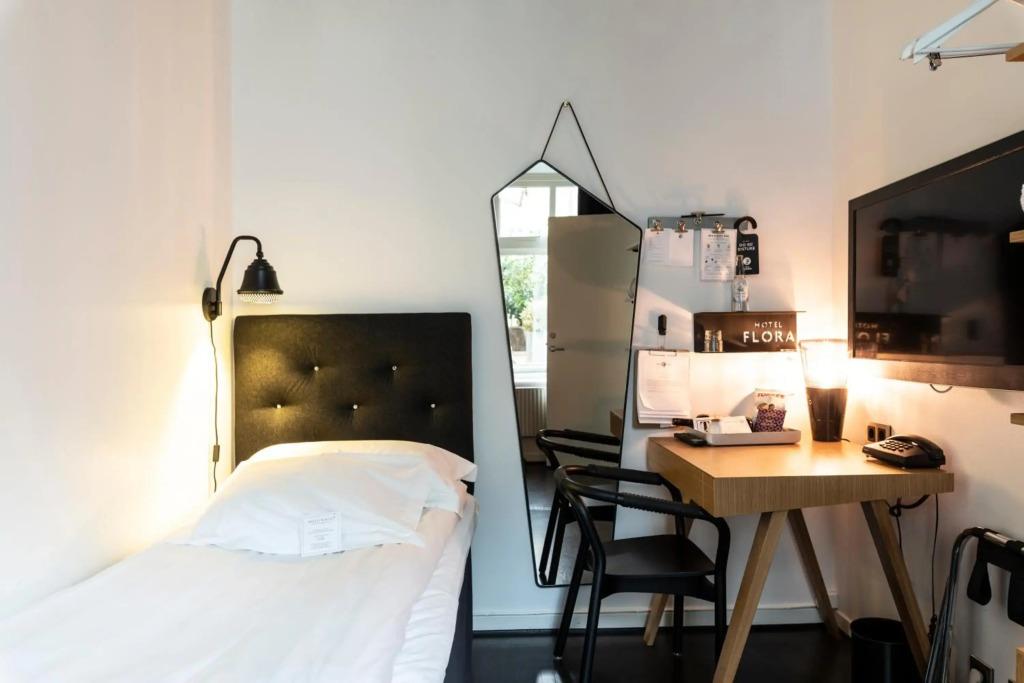 hotel image 13