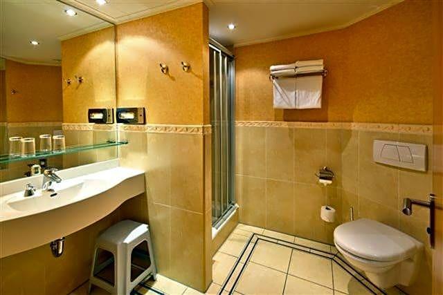 hotel image 10