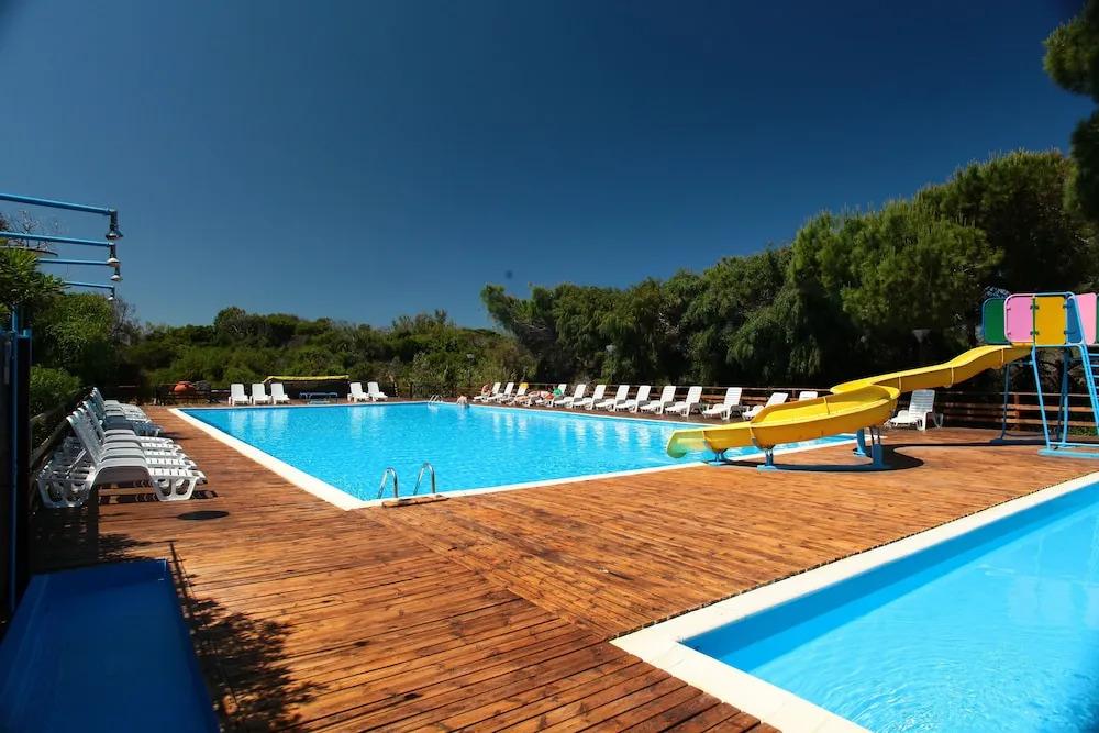 hotel image 16