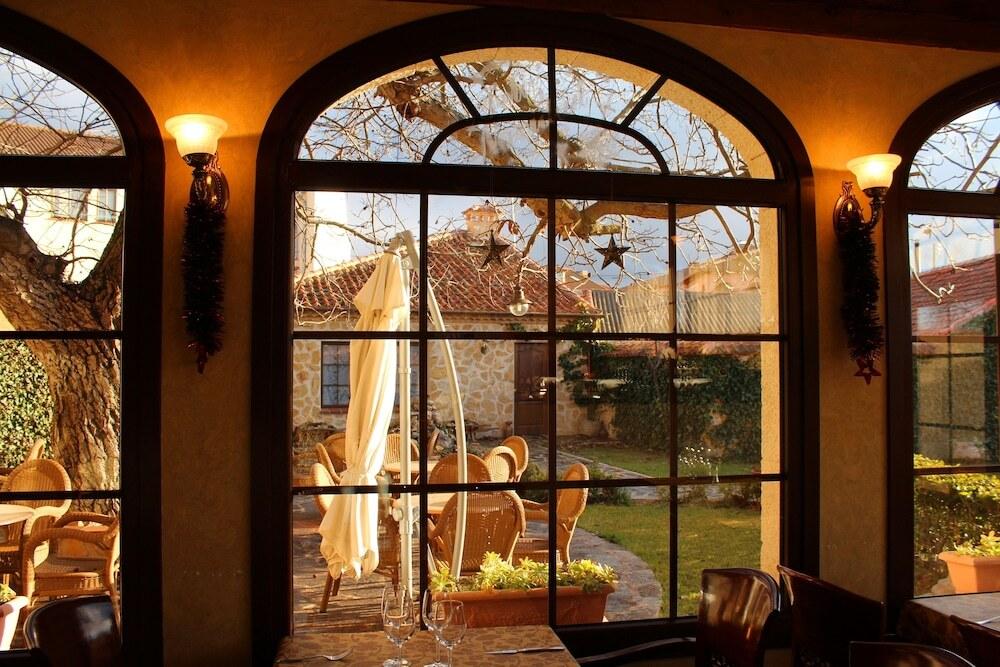 hotel image 9