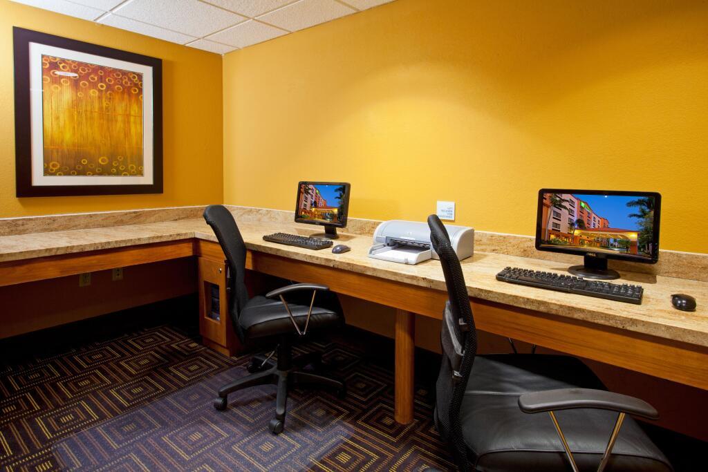 hotel image 11