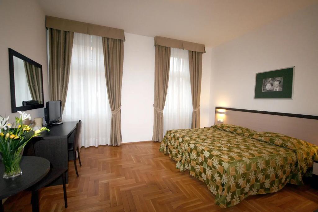hotel image 23
