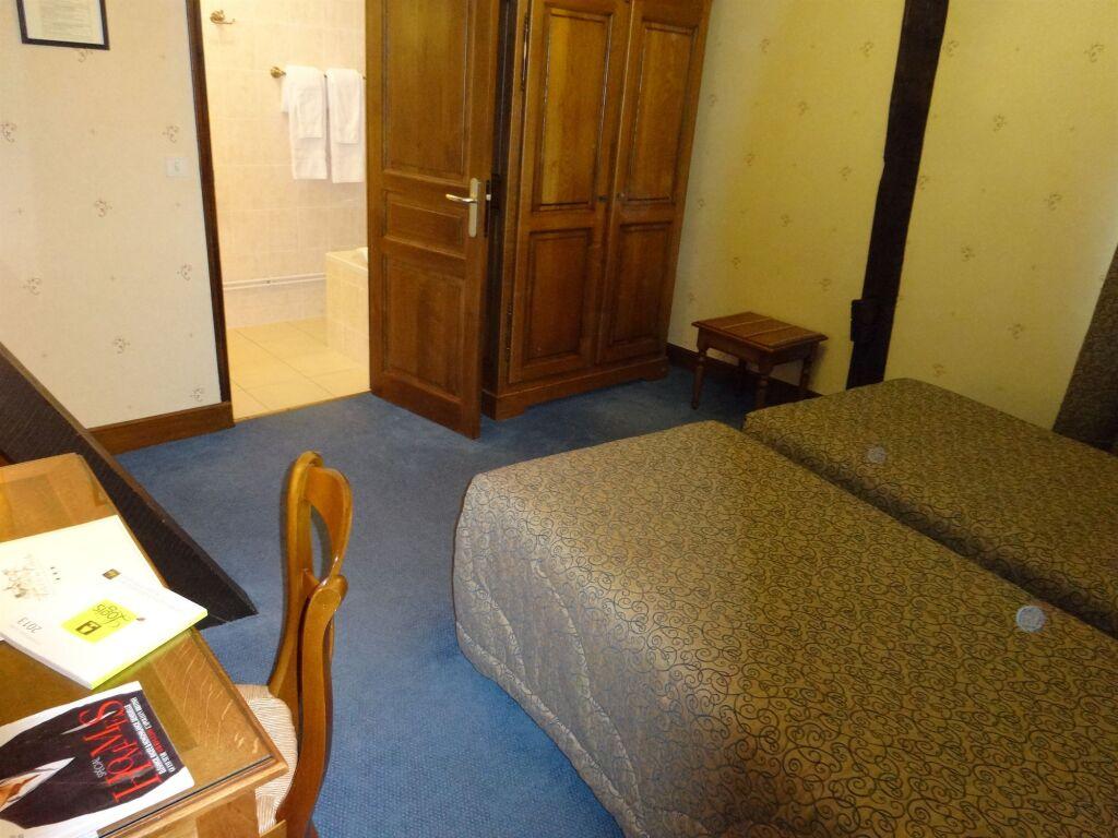 hotel image 9