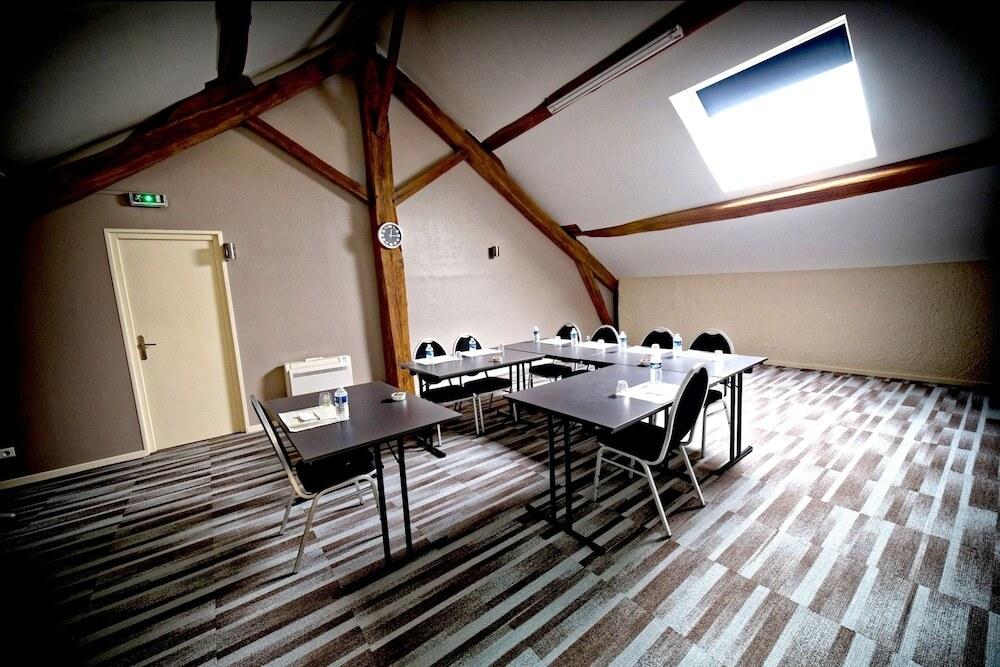 hotel image 9