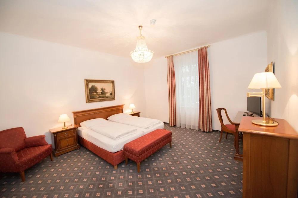 hotel image 18