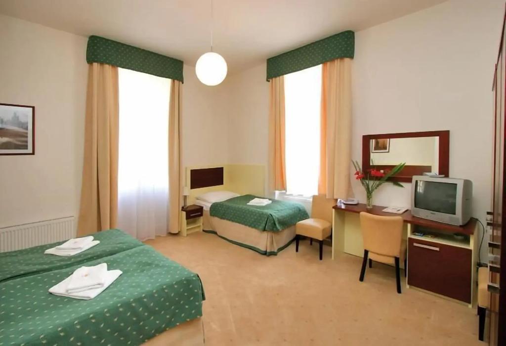 hotel image 8