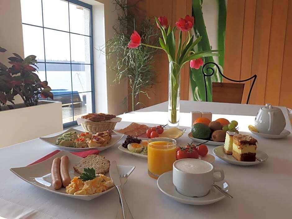 hotel image 10
