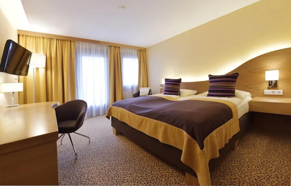 hotel image 36