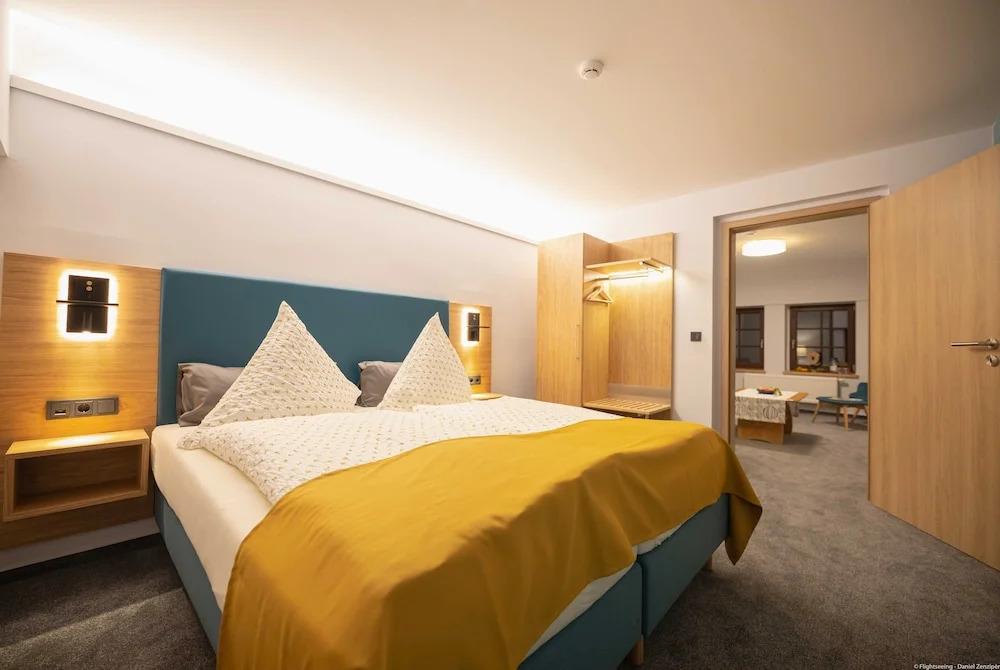 hotel image 16