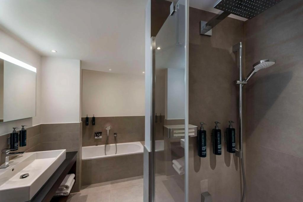 hotel image 10