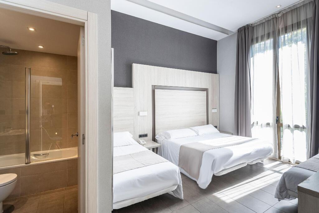 hotel image 12