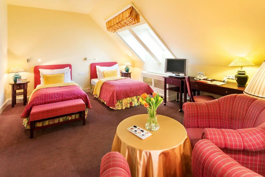 hotel image 8