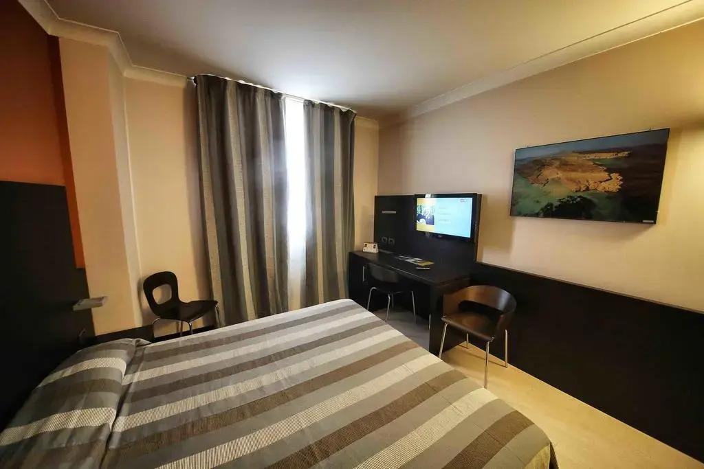 hotel image 16