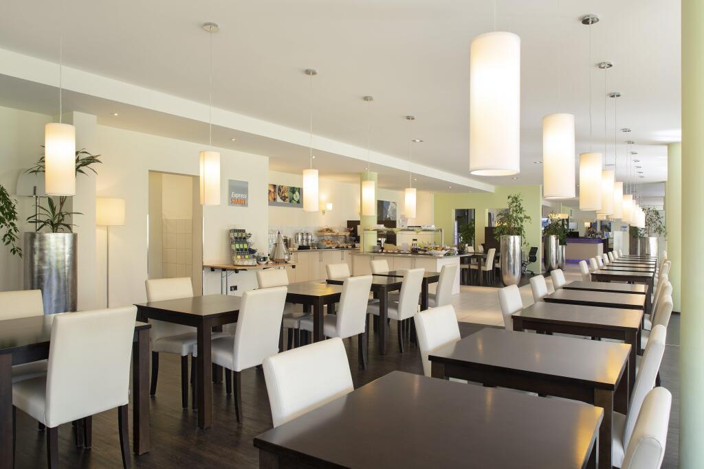 hotel image 13