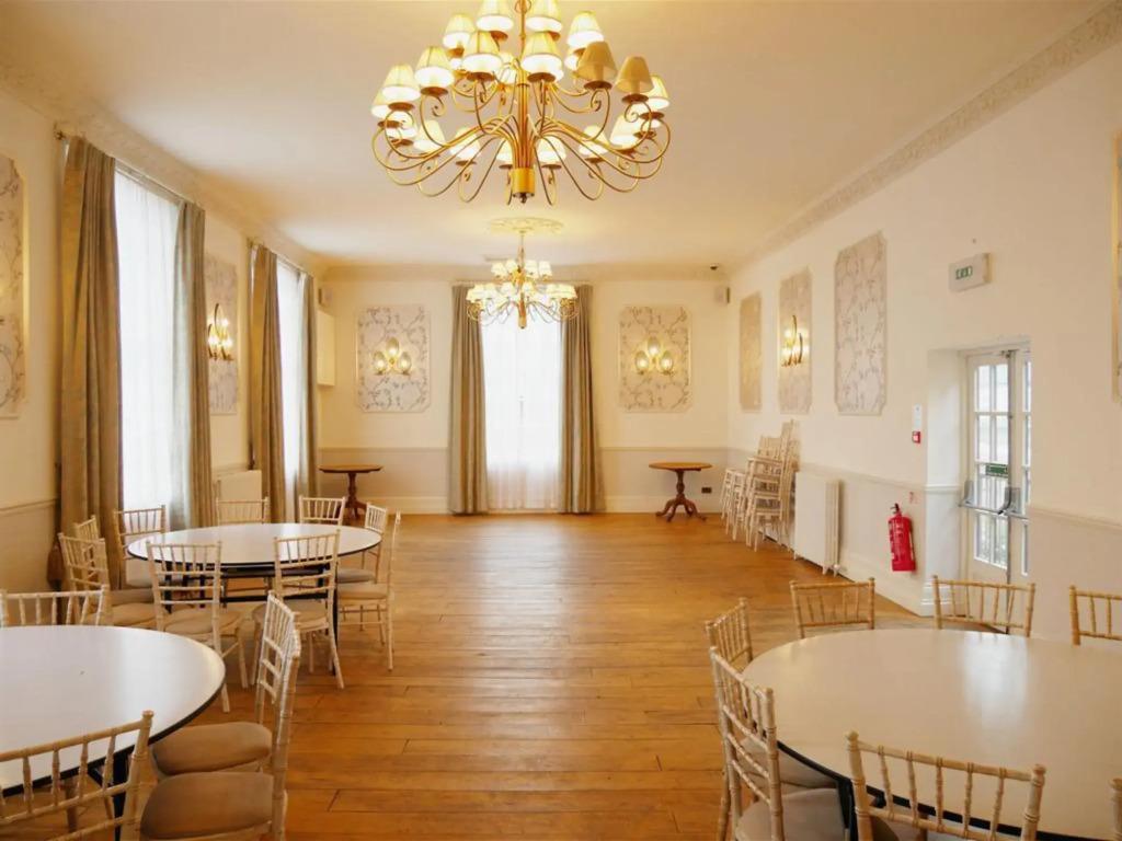 hotel image 11