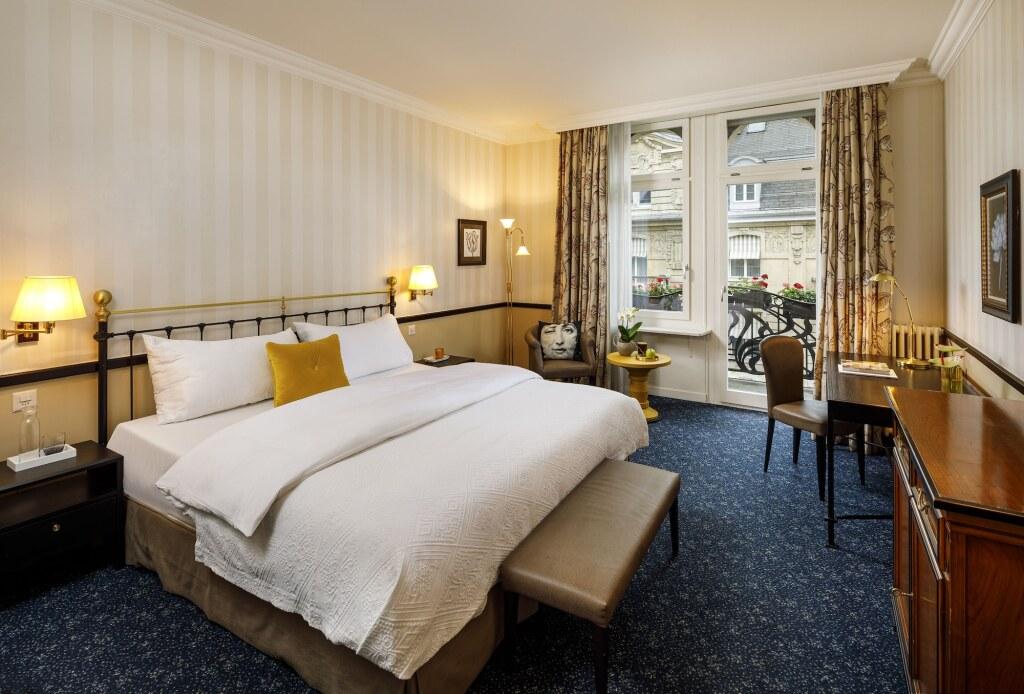 hotel image 4
