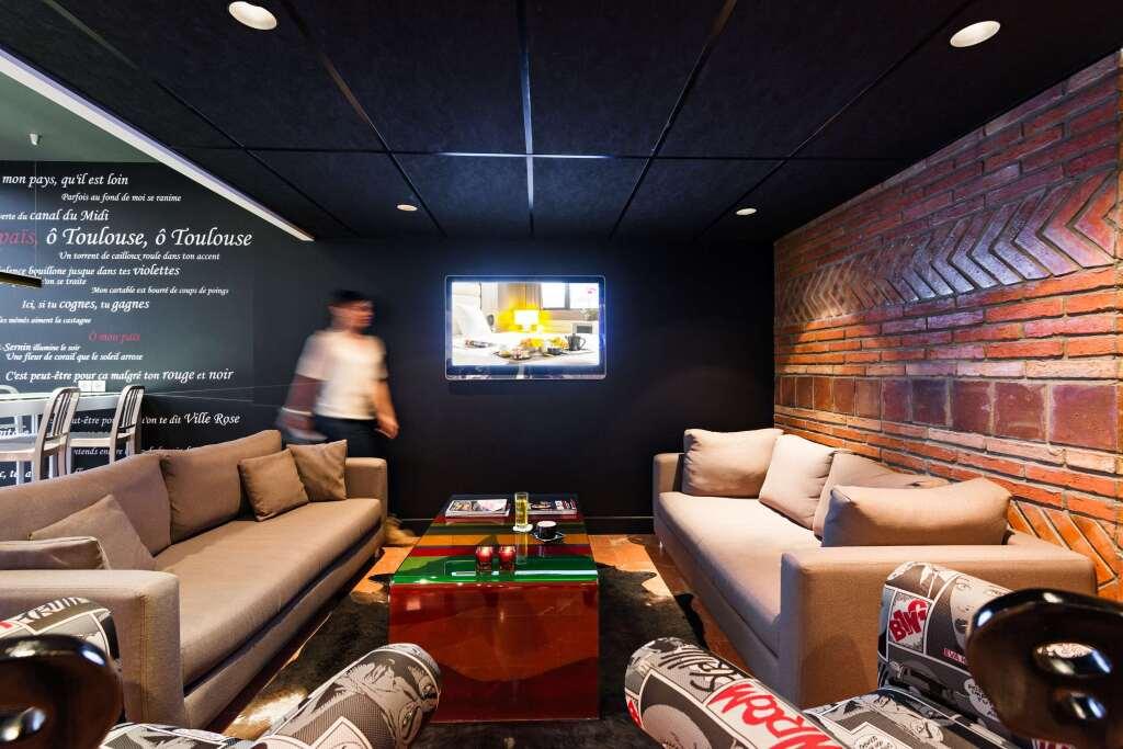 hotel image 12
