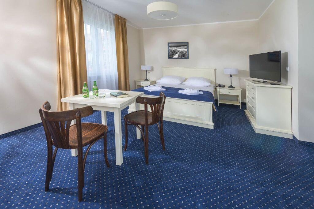 hotel image 8