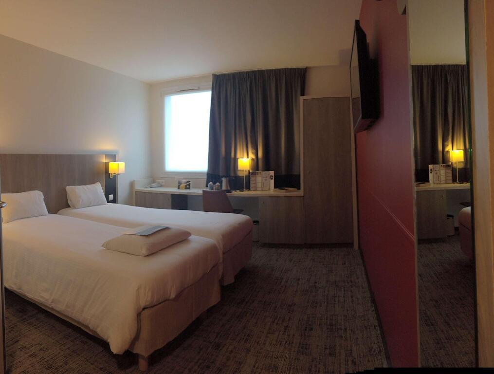 hotel image 11