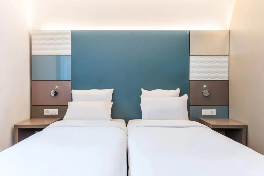 hotel image 16