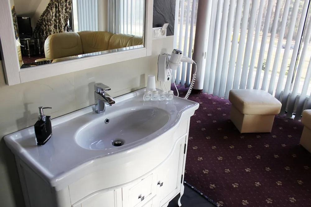 hotel image 36