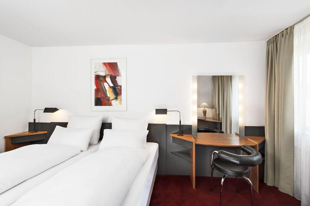 hotel image 12
