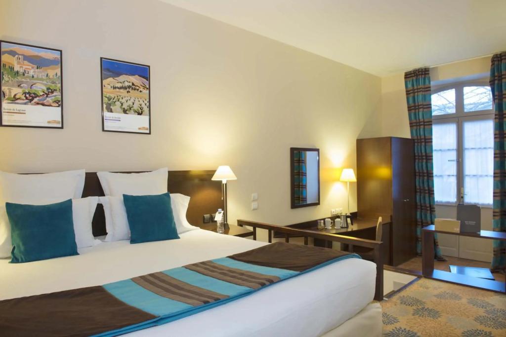 hotel image 10