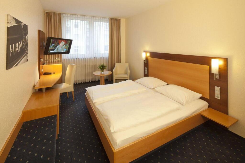 hotel image 13