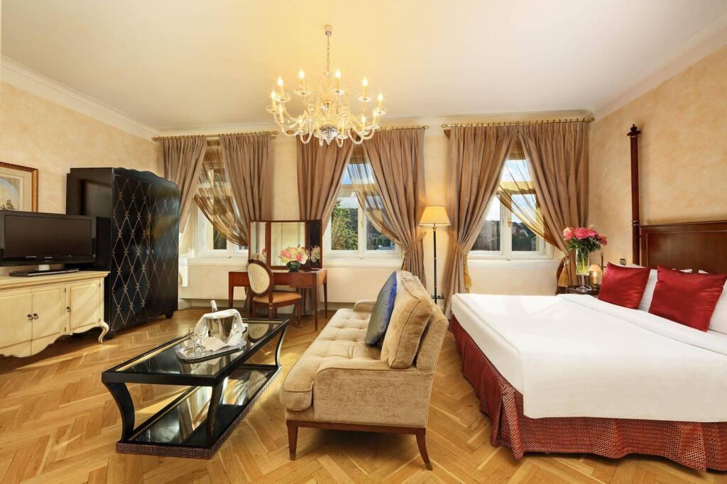 hotel image 19