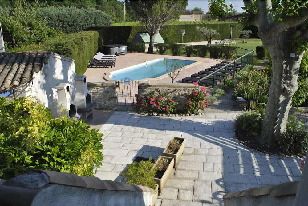 hotel image 11