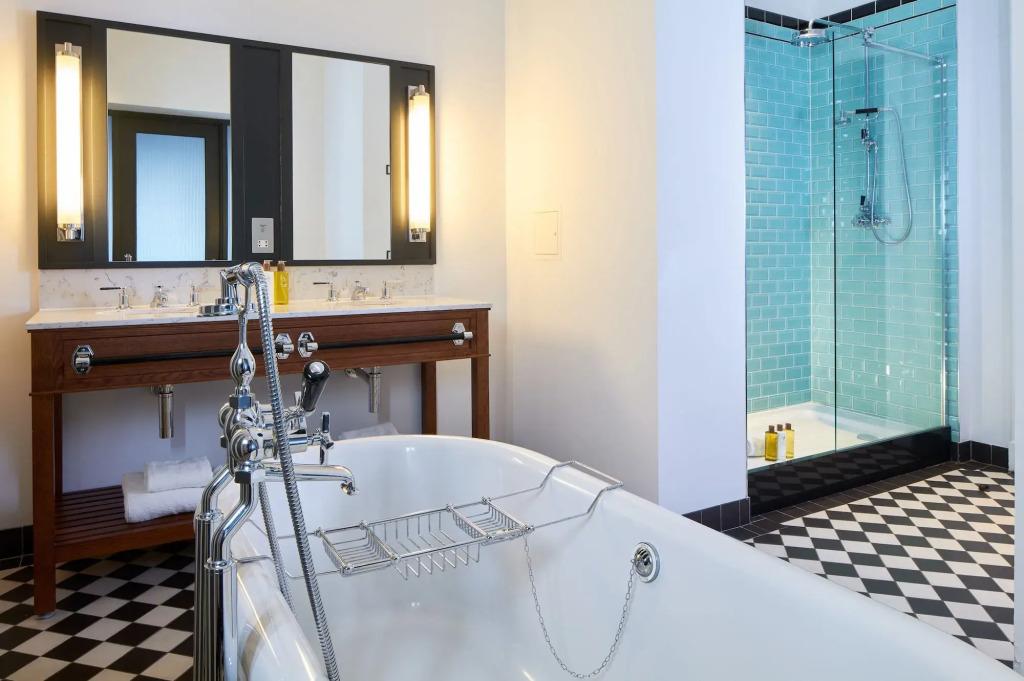 hotel image 9