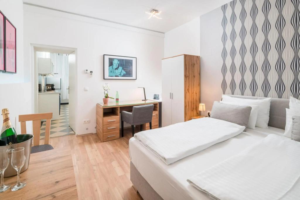 hotel image 16