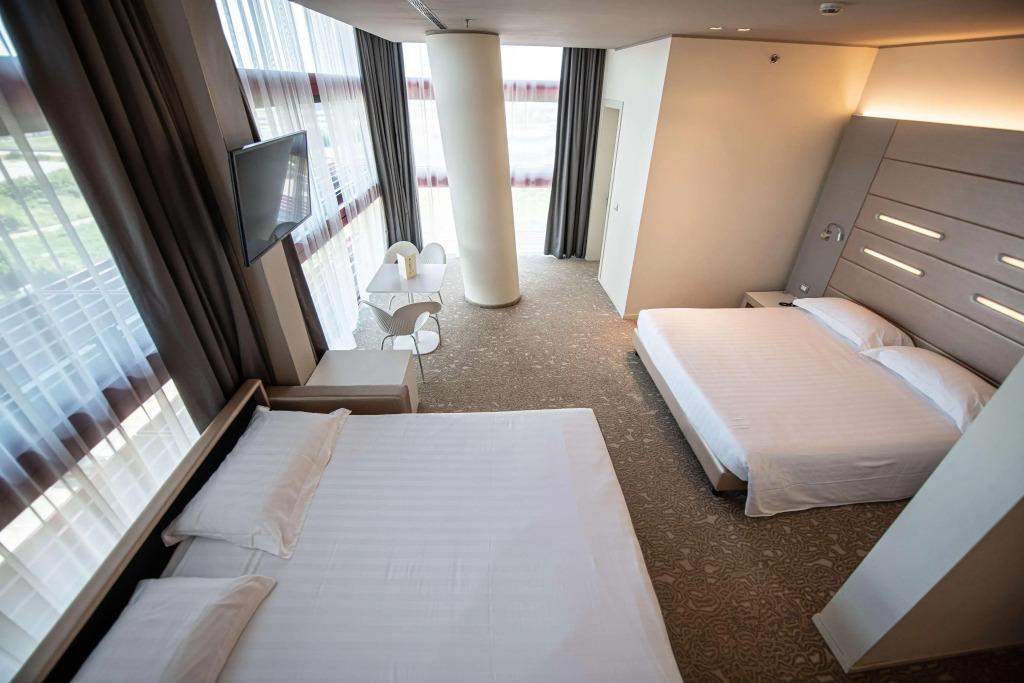 hotel image 16