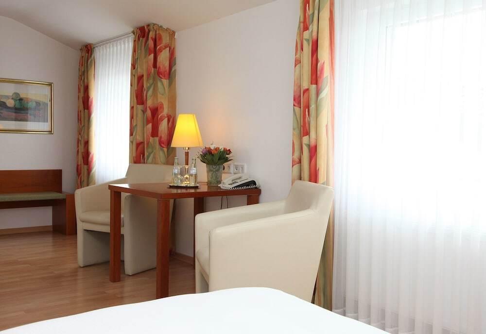 hotel image 9