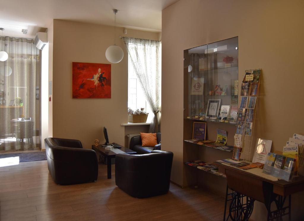 hotel image 10