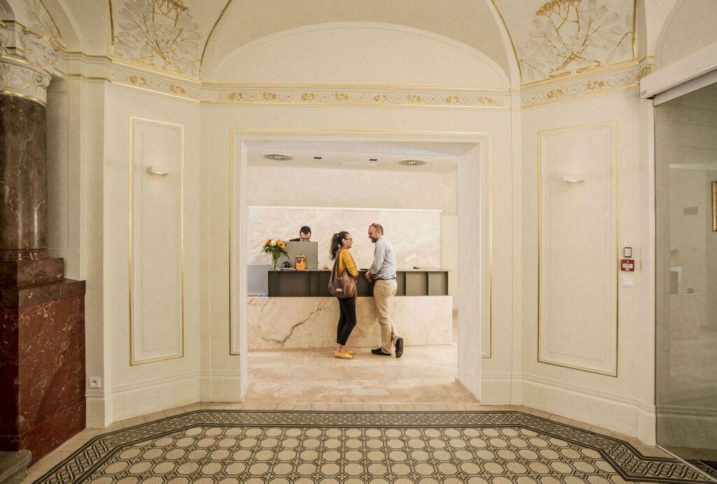 hotel image 10