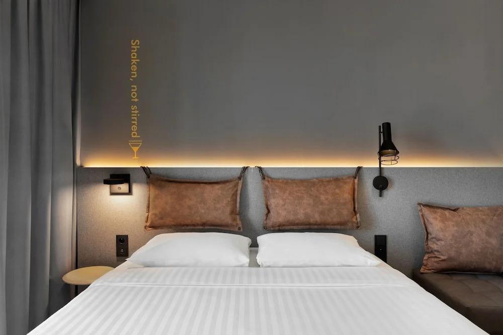 hotel image 8